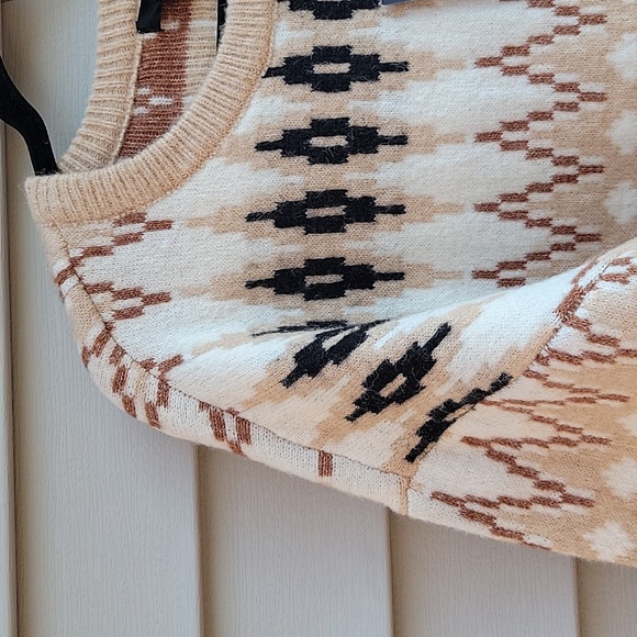 FRYE WOMENS SWEATER NWT - Picture 3 of 14